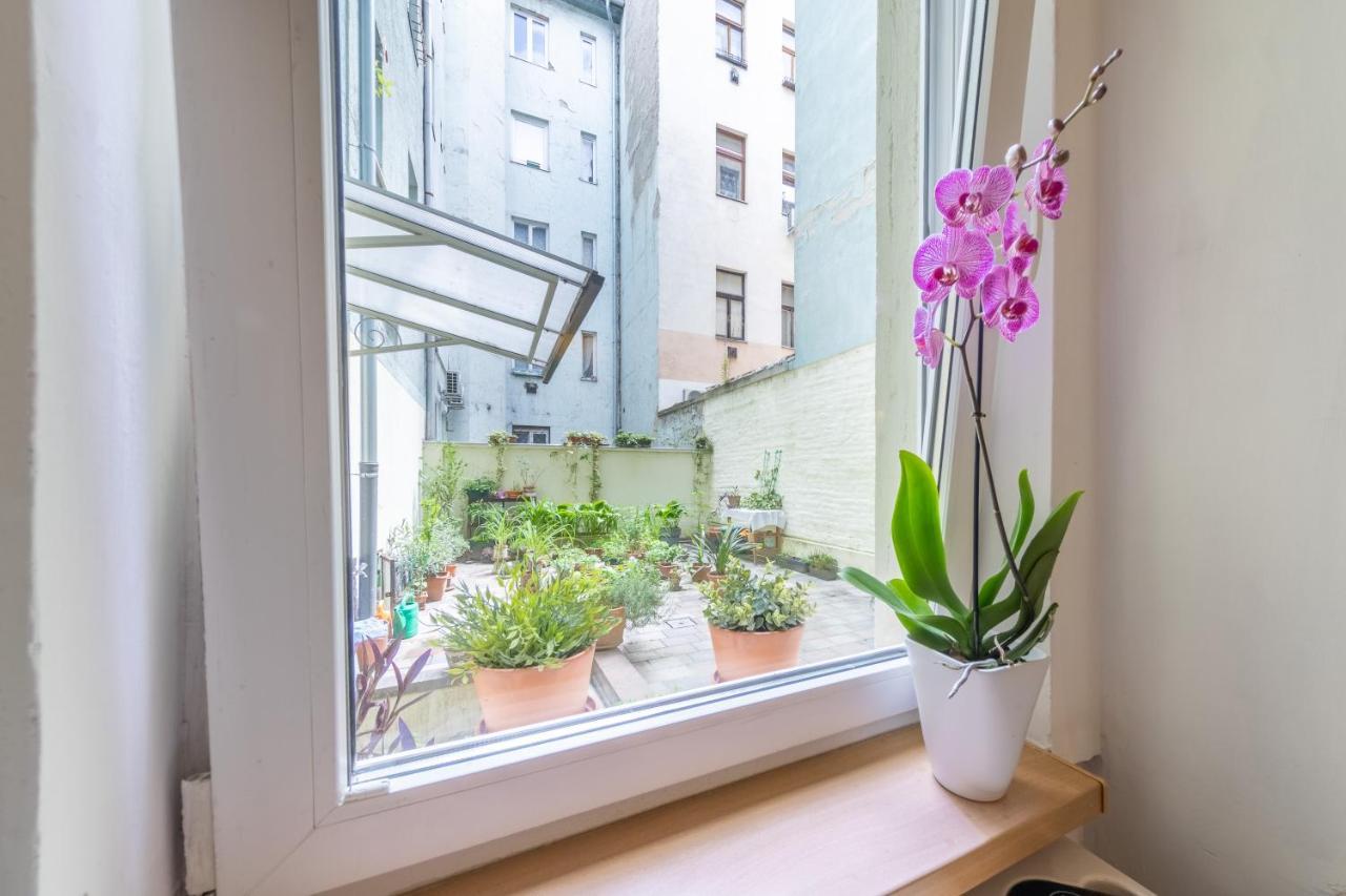 Margit Apartment Budapeste Exterior foto