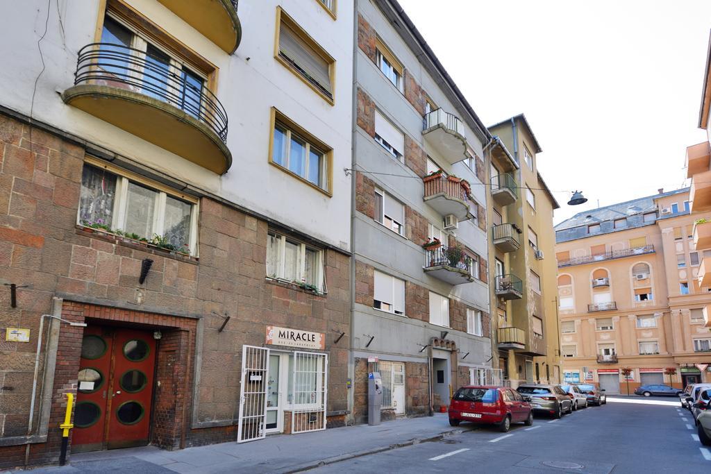 Margit Apartment Budapeste Exterior foto